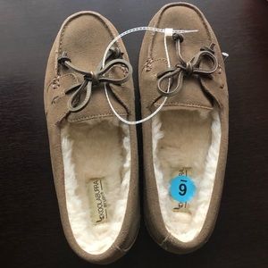 LAST CHANCE Koolaburra By UGG Moccasins Size 6